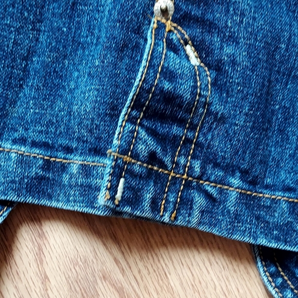 Baccini Women's Western Jean Jacket - Picture 9 of 9